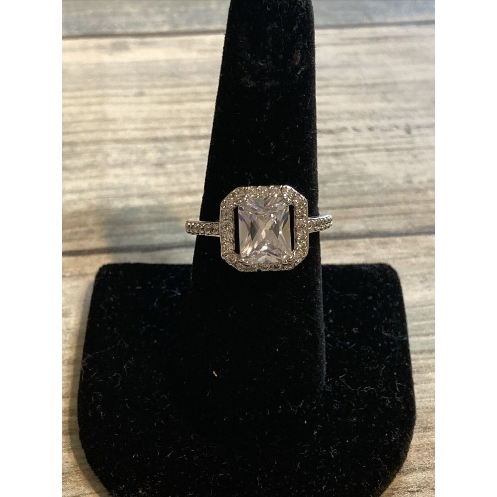 Emerald Cut Clear CZ Halo Cubic‎ Zirconia Ring Silver Tone NWOT size 7.5